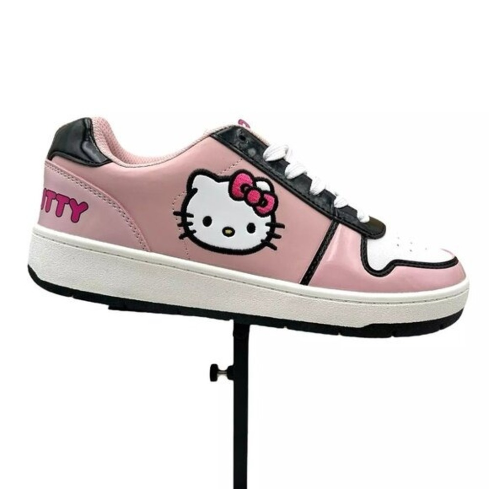 Hello Kitty by Sanrio Women's Fashion Sneakers Size 8 Light Pink/Black Shoes